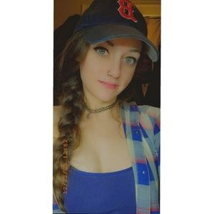 Meet your Posher, Brittany